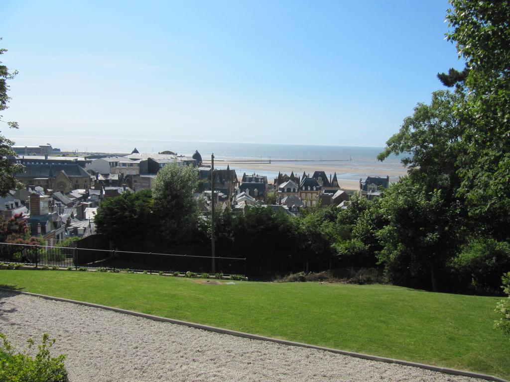 Villa Regina Trouville-sur-Mer Quarto foto