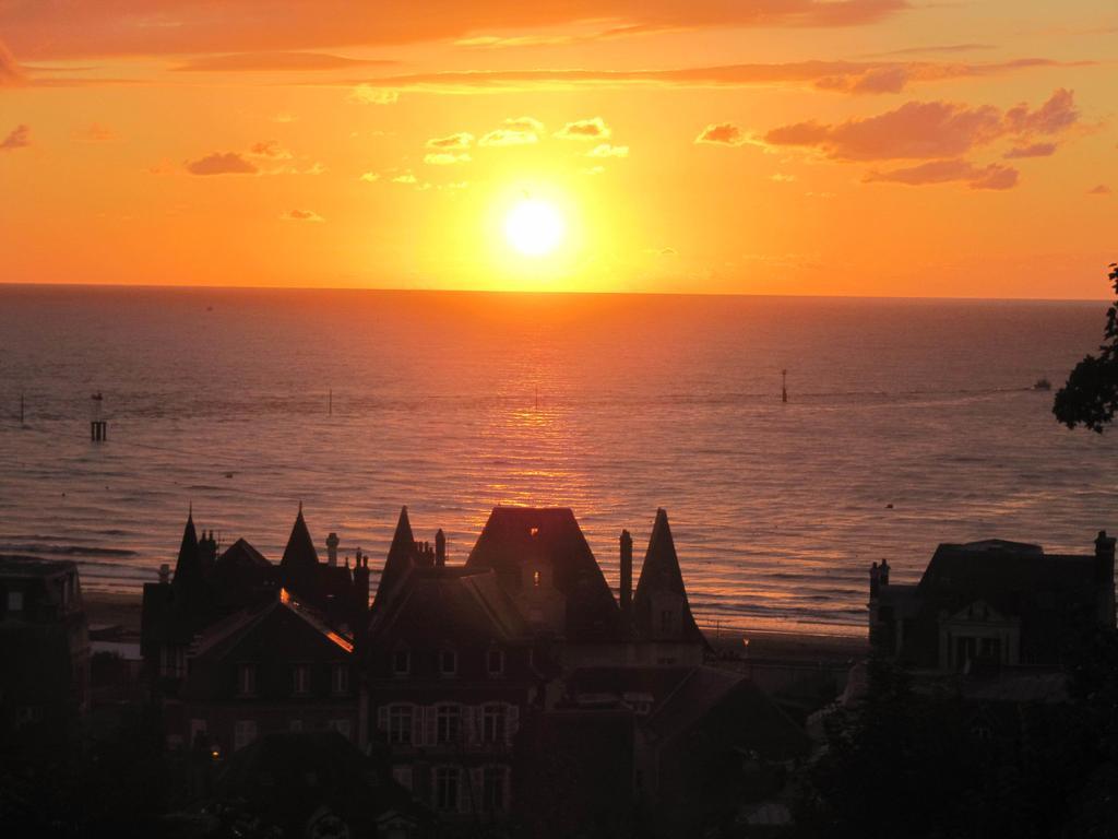 Villa Regina Trouville-sur-Mer Quarto foto